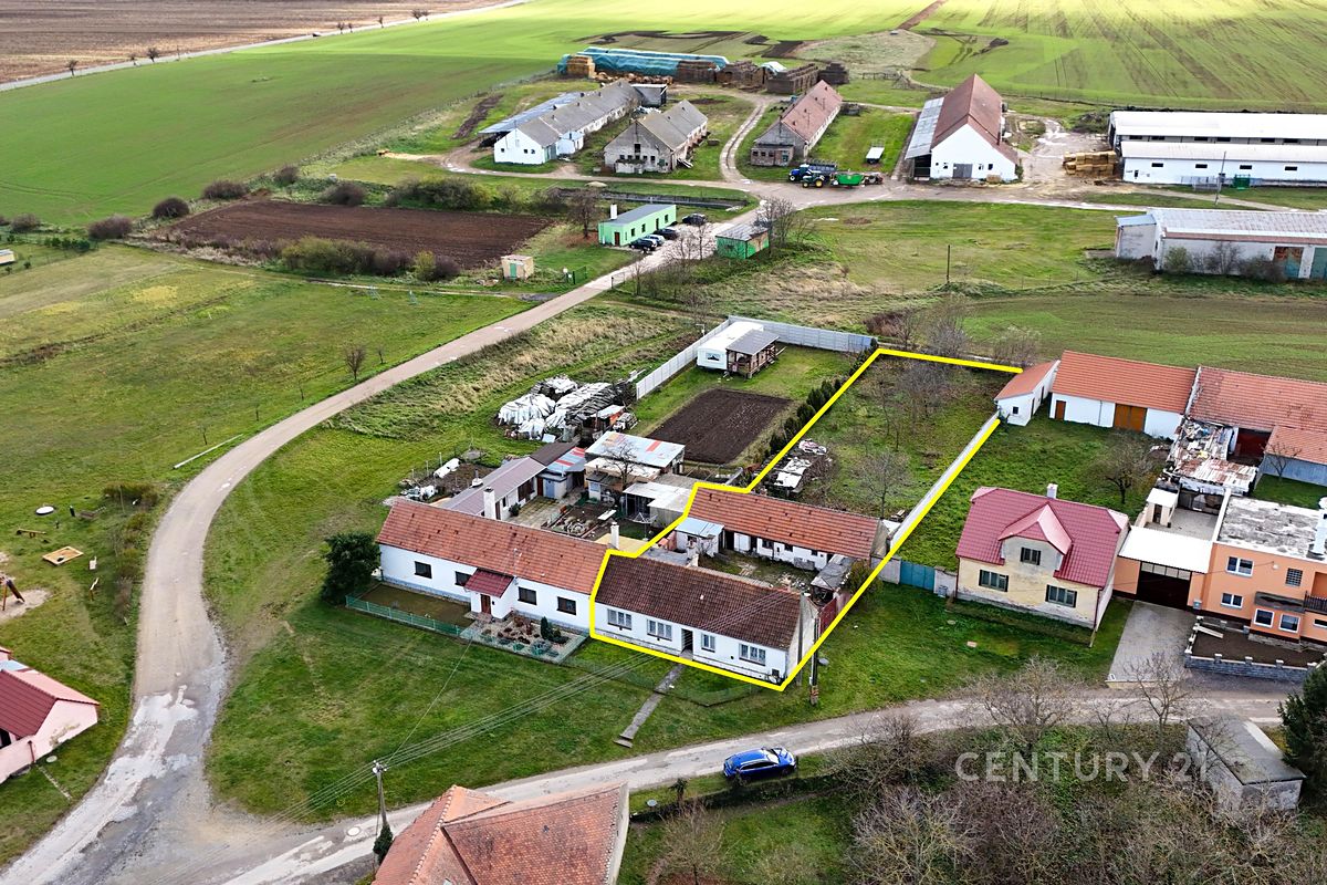 Prodej rodinného domu 79 m², pozemek 1182 m²